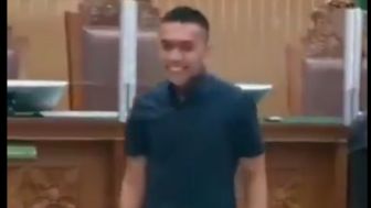 Viral Video Mario Dandy Senyum Lebar usai Sidang, Netizen Geram: Gangguan Jiwa