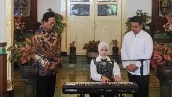 Putri Ariani Persembahkan Lagu Loneliness dan Lir Ilir Spesial untuk Sri Sultan Hamengku Buwono X