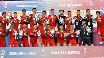 Tiga Berbanding Satu! AFC Berikan Sanksi Usai Baku Hantam di Final SEA Games 2023, Timnas Indonesia U 22 Dirugikan?