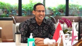 Heboh PPDB Bermasalah Gara-gara Zonasi, Menteri Pendidikan Nadiem Makariem Dirujak Netizen