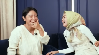 Dewi Perssik Ngakak saat Mengetahui Meylisa Zaar Harus Bekerja Keras jika Ingin Berhubungan dengan Suami