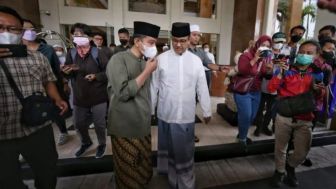 Gibran Dukung Ganjar Pranowo tapi Apresiasi Pencapaian Anies Baswedan, Warganet: Ga Bahaya Taa?