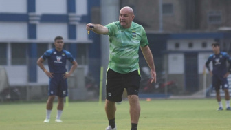 Persib Keluar dari Zona Merah Klasemen Liga 1, Bojan Hodak Menyebut Serangan Masih Tumpul