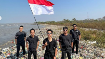 Breaking News! Pandawara Group Ajak 7.800 Orang Bersihkan Pantai Terkotor No.3 se-Indonesia di Kota Cirebon dalam Rangka HUT RI ke-78