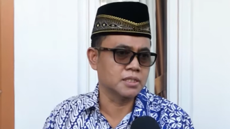 Fadly Faisal Umroh Supaya Mantap Putuskan Hubungan dengan Rebecca Klopper? Haji Faisal: Dia Mencari Waktu yang Tepat