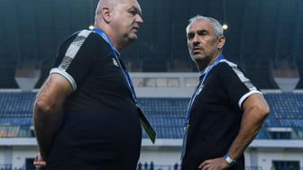 Bojan Hodak Dinilai Berhasil Tangani Persib Bandung hingga Pekan ke-15, Bobotoh: Dejavu Musim Lalu