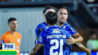 Garangnya Super-sub Persib, Buat Apa Ezra Walian Starter?