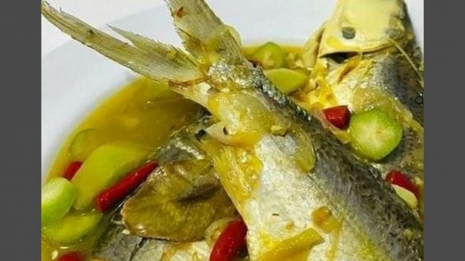 Prakiraan Cuaca Kota Bandung Cerah Berawan, Berikut Menu Ikan Pindang yang Bisa Dicoba Menemani Hari Ini