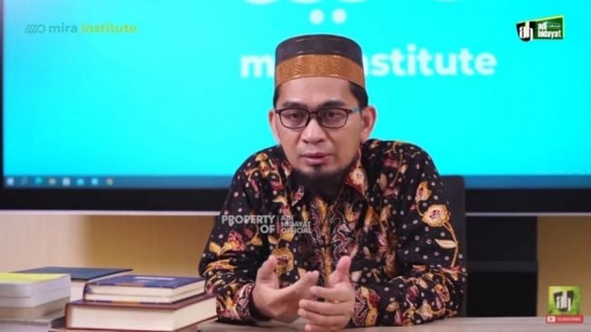 Ternyata Ada Buah yang Menjadi Penghalang Masuk Surga Ungkap Ustadz Adi Hidayat