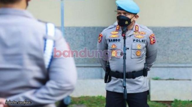 Kasus Brigadir J Tamat? Ini Penjelasan Kamaruddin Simanjuntak Usai Pertemuan Keluarga Yoshua di Jambi