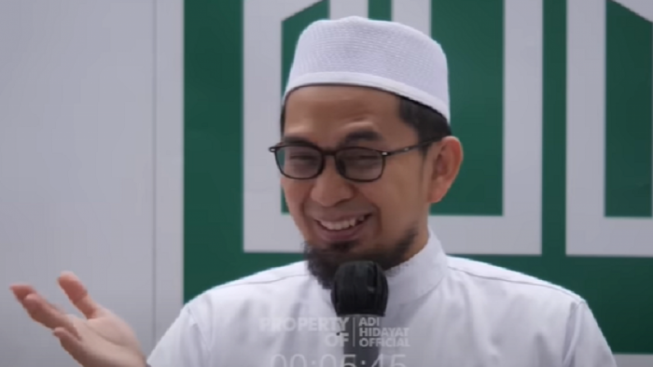 Otomatis Menyalahi Ketentuan Allah, Mengapa Demikian? Ustaz Adi Hidayat Ungkap 2 Perkara yang Membuat Hidup Tidak Tenang