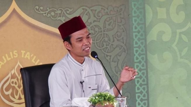 Jangan Sampai Menunda Waktu Sholat, Ustadz Abdul Somad: Celaka!