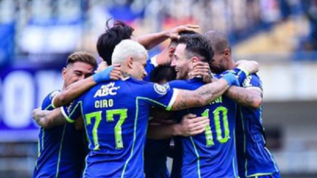 Belum Ada Kejelasan Kapan Liga akan Dimulai, Persib Bandung Putuskan untuk Bubar