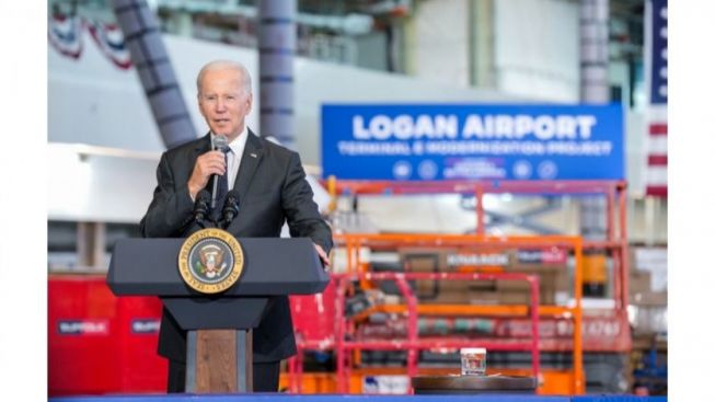Joe Biden Peringatkan Presiden Ukraina atas Keluhan Bantuan yang Tidak Memadai