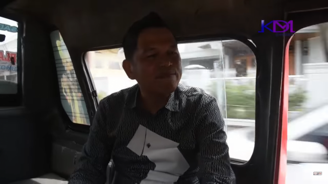 Dedi Mulyadi Curhat Jadi Supir Angkot, Netizen: Kang Dedi yang Cerai Saya yang Nangis Terus
