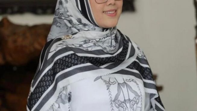 Sidang Cerai Belum Diputuskan, Anne Ratna Mustika Curhat Galau hingga Sakit, Isyarat Rujuk dengan Dedi Mulyadi?