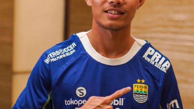 Jadi Pemain Anyar Persib Bandung, Inilah Profil Rezaldi Hehanussa Mantan Bek Kiri Persija Jakarta