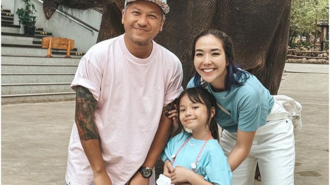 Gisella Anastasia dan Gading Marten Liburan Bersama Gempi, Netizen: Semoga Rujuk!