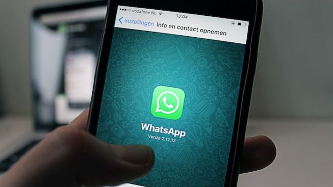 Trik Menggunakan Fitur WhatsApp Chat Lock, Mode yang Disinyalir Bantu Orang Selingkuh?