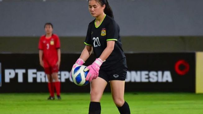 Ekspresi Kesal Kiper Laos jadi Sorotan Netizen, pada Pertandingan Kontra Timnas Indonesia U-19 Putri: Kamu Nggak Salah Kok!