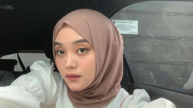 Putri Delina Diduga Sindir Nathalie Holscher Usai Membuka Hijab, Netizen: Bentar Lagi Ribut Nih..