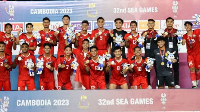 Tiga Berbanding Satu! AFC Berikan Sanksi Usai Baku Hantam di Final SEA Games 2023, Timnas Indonesia U 22 Dirugikan?