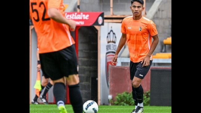 Aksi Wonderkid Timnas Marselino Ferdinan Buat Rekannya Tersenyum saat Laga KMSK Deinze