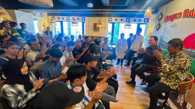 Erick Thohir dan Indra Sjafri Bertolak ke Jepang Temui Suporter Tepat di Hari Pernikahan Pratama Arhan, Warganet Geram