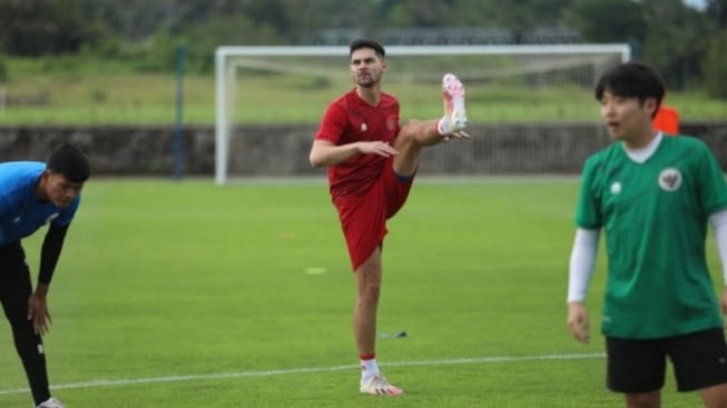 Jelang Kontra dengan Brunei Darussalam, Sandy Walsh Legowo Ganti Posisi di Timnas Indonesia