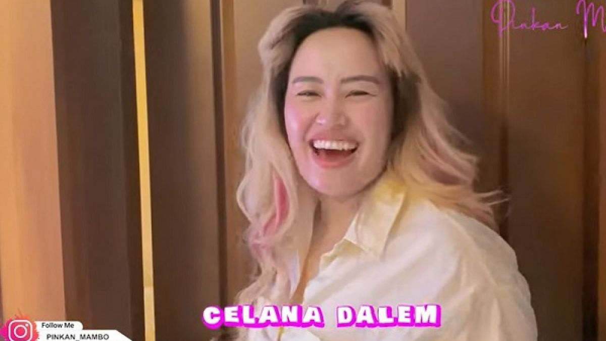 Pinkan Mambo. Dalam hidupnya hingga saat ini, Pinkan Mambo mengaku sudah merasakan getaran urusan ranjang dengan 24 lelaki berbeda. [Pinkan Mambo Official]