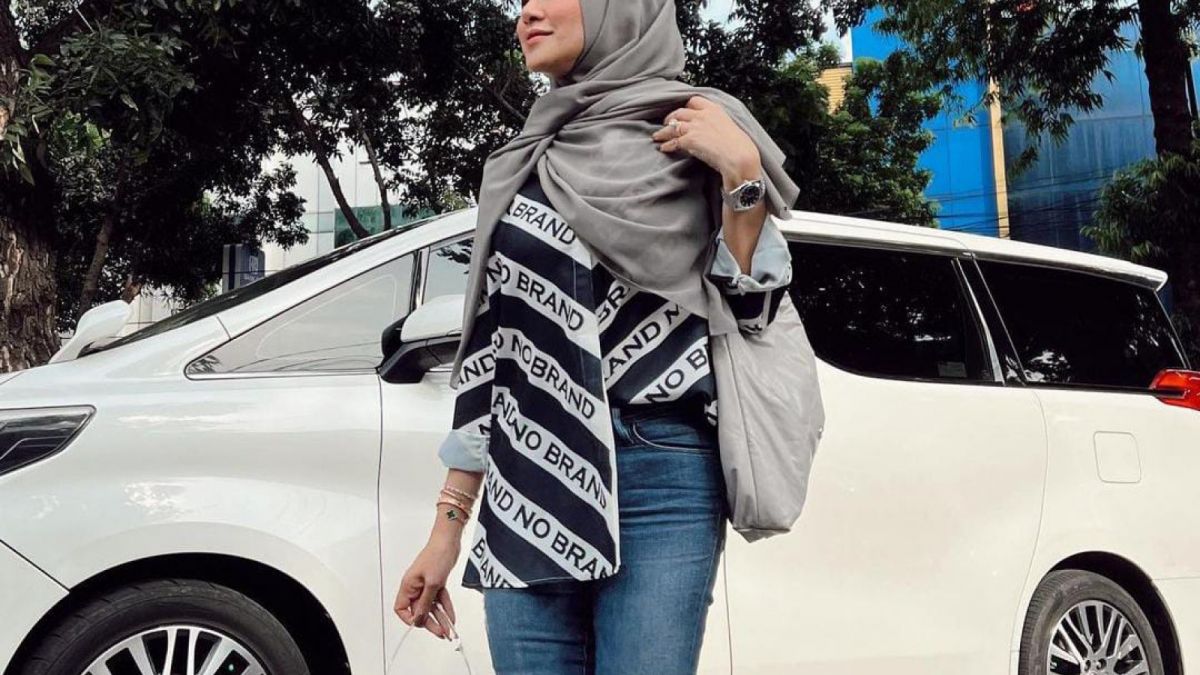 Olla Ramlan [Instagram @ollaramlan]