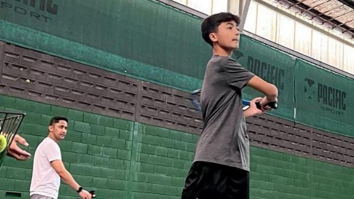 Hengky Kurniawan saat berolahraga bersama Bintang Pratama Kurniawan [Instagram @hengkykurniawan]