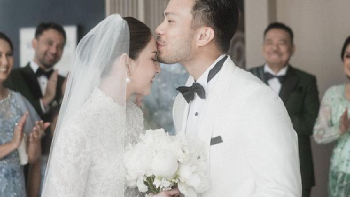 Potret Resepsi Pernikahan Jessica Mila dan Yakup Hasibuan [https://www.instagram.com/p/CsKsxTbphas/]