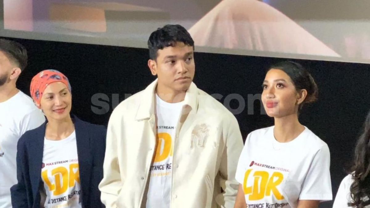 Wajah muram Fadly Faisal saat menghadiri jumpa pers film LDR di Cinepolis Senayan Park, Jakarta, Rabu (31/5/2023) [Suara.com]