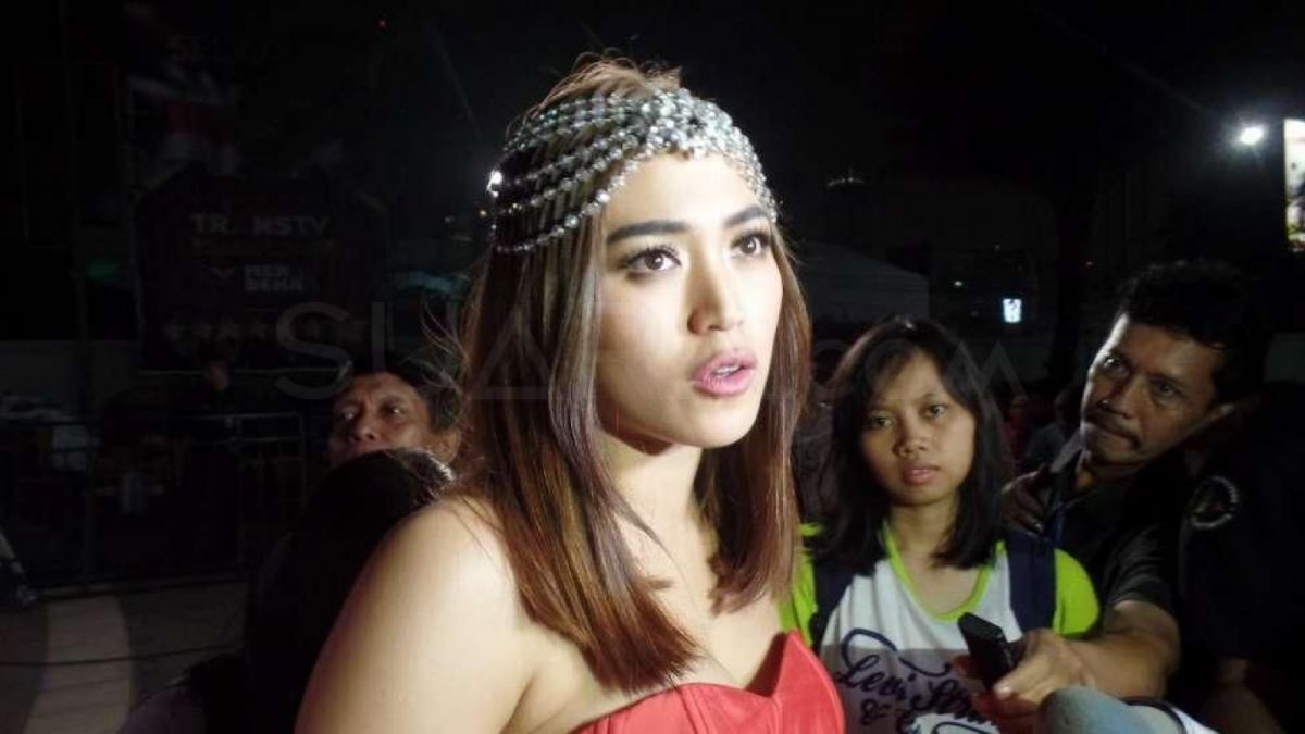 Jessica ditemui di kawasan Tendean, Jakarta Selatan, Rabu (14/10) malam.