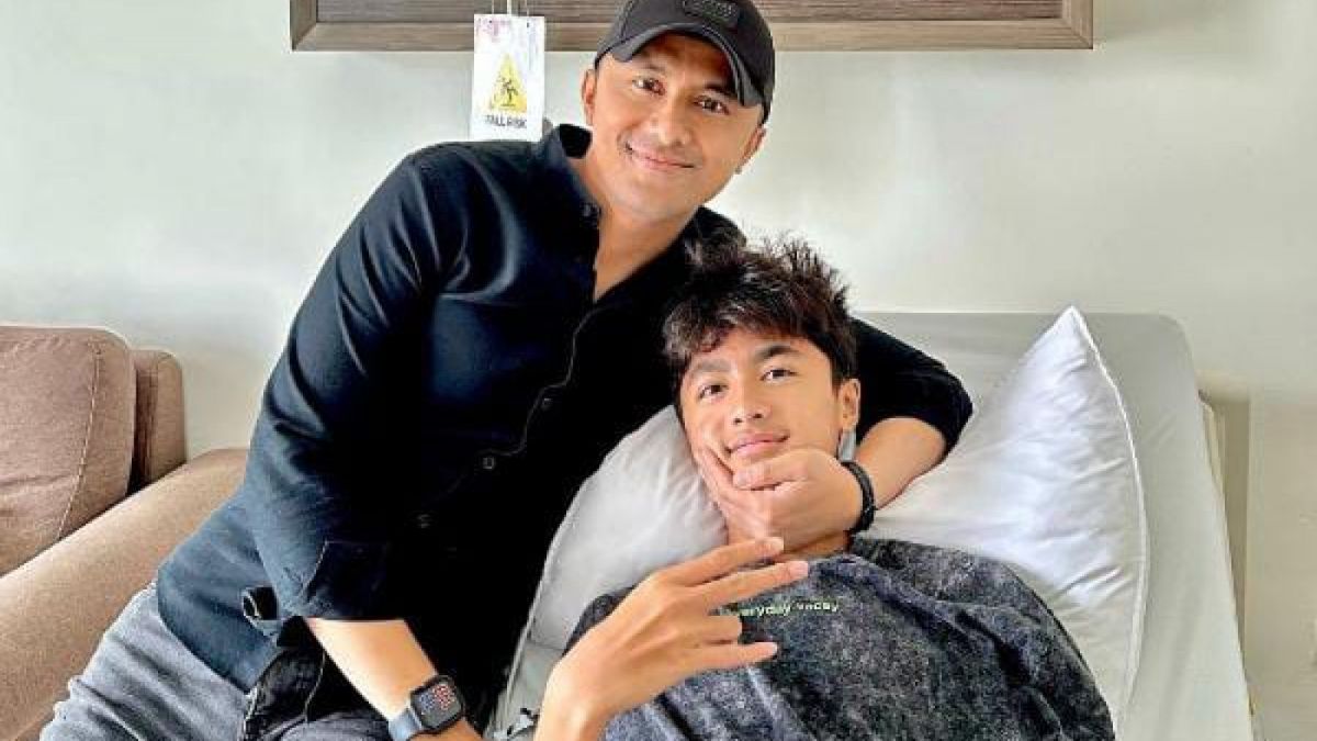 Hengky Kurniawan saat menemani Bintang saat menjalani perawatan [instagram @hengkykurniawan]