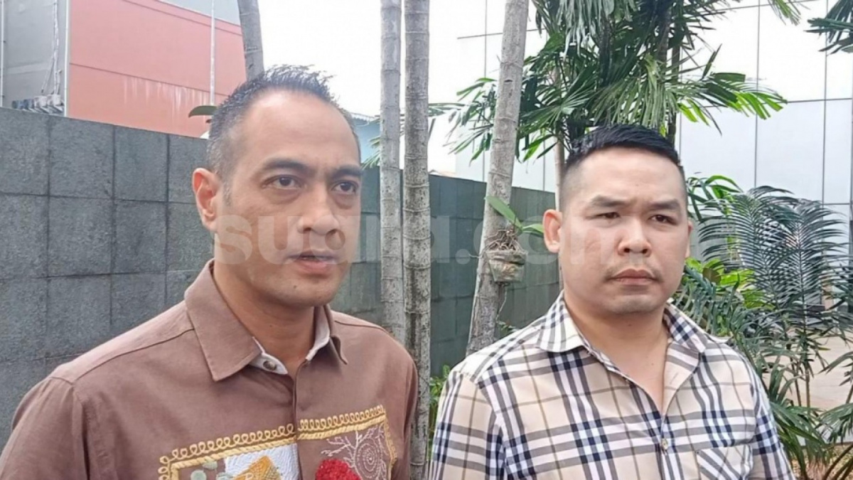 Ferry Irawan, mantan suami Venna Melinda seusai keluar dari penjara terus berupaya mengumpulkan bukti untuk membantah KDRT. [Tiara Rosana/Suara.com]