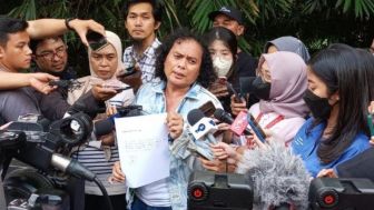 Mantan Pengacara Bharada E Deolipa Yumara,  Akui Kena Tipu Rp4,5 Miliar