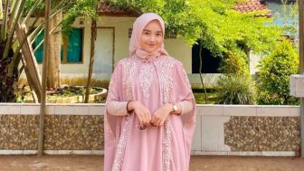 Kisah Perjuangan Rista Dewi Anjali, Gadis Cantik Bandung Barat Ingin Jadi Desainer