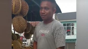 Ferdy Sambo Jual Durian?Warganet: Muka Mirip, Kelakuan Jangan