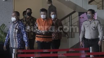 Bupati Bandung Barat Aa Umbara Divonis 5 Tahun Penjara dan Resmi Dipecat