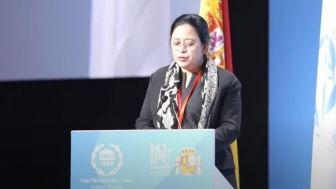 Bikin Heboh ! Kwalitas Pidato Bahasa Inggris Puan Maharani Dibandingkan dengan Emak-emak
