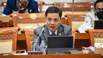 Menyikapi Dugaan Pidana Temuan Penyakit Ginjal, DPR Dukung Polri agar Mengusutnya Secara Tuntas