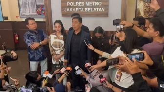 Dewi Perssik Ungkap Sosok di Belakangnya yang Paling Berpengaruh Terhadap Keputusannya saat Hadiri Mediasi