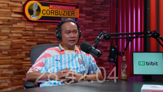 Deddy Corbuzier Bahas Istri yang Menasehati Suami Berhenti Merokok, Cak Lontong: Apakah Harus Mati Dulu untuk...