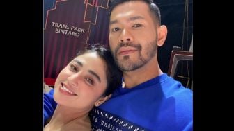 Dewi Perssik dan Rian Ibram Kian Lengket, Mantan Istri Saipul Jamil Diingatkan Netizen: Awas Jangan Bucin Ya Nanti...