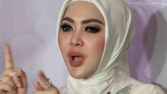 Disiukan Cerai! Syahrini Mendadak Temui Pria Ini, Ariek Untung Kok Malah Heboh?