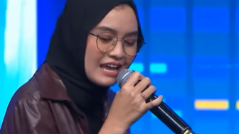 Lirik Lagu Englishman in New York dan Terjemahannya, Cover Salma Indonesian Idol 2022