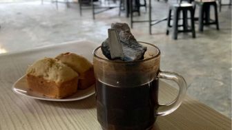 ANTRI PARAH, 3 Jajanan Kuliner di Cimahi yang Pernah Dikunjungi Para Artis: Pantas, Rasanya Enak