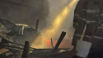 Hati-Hati! STB TV Meledak Hanguskan Rumah Warga, Damkar Kerahkan 9 Unit dan 45 Personel ke Lokasi Kebakaran